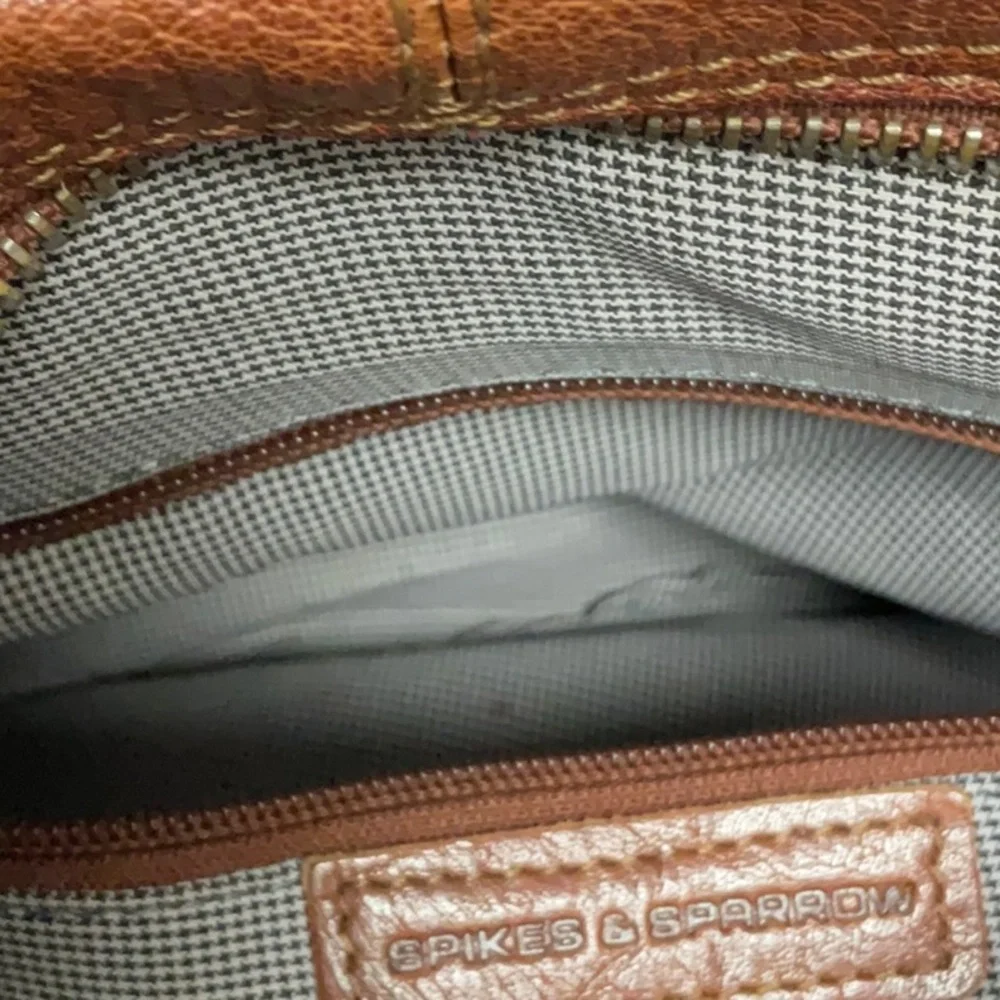Vintage Brown Leather Messenger Bag with Front Buckle Pockets